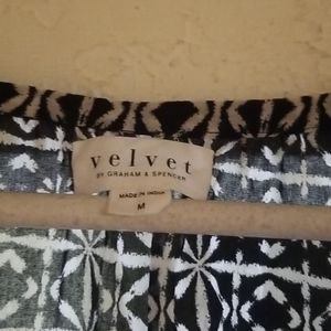 Velvet by Graham & Spencer bobo peasant top med